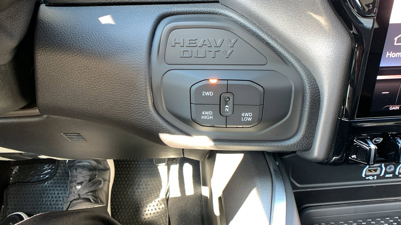 2026 RAM 2500 Laramie - Photo 19