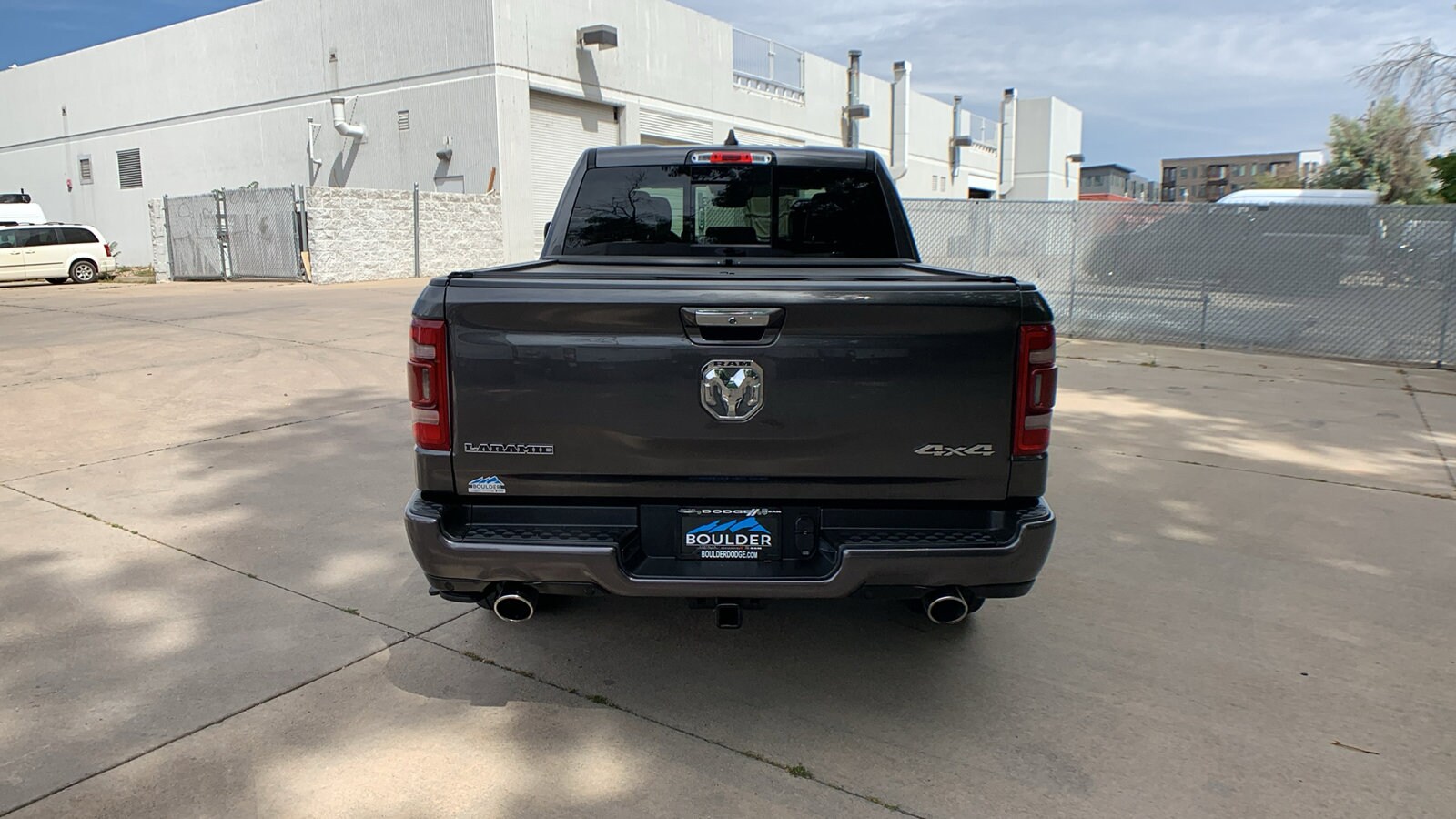 2022 Ram 1500 Laramie photo 4