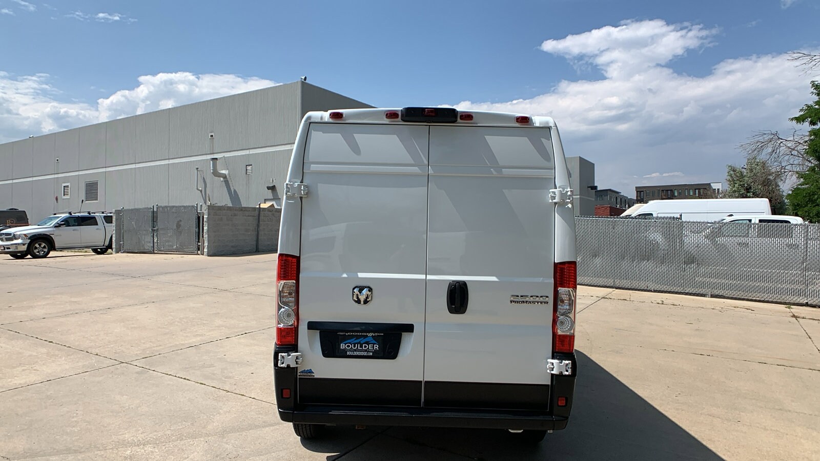 2024 Ram ProMaster 2500 photo 3