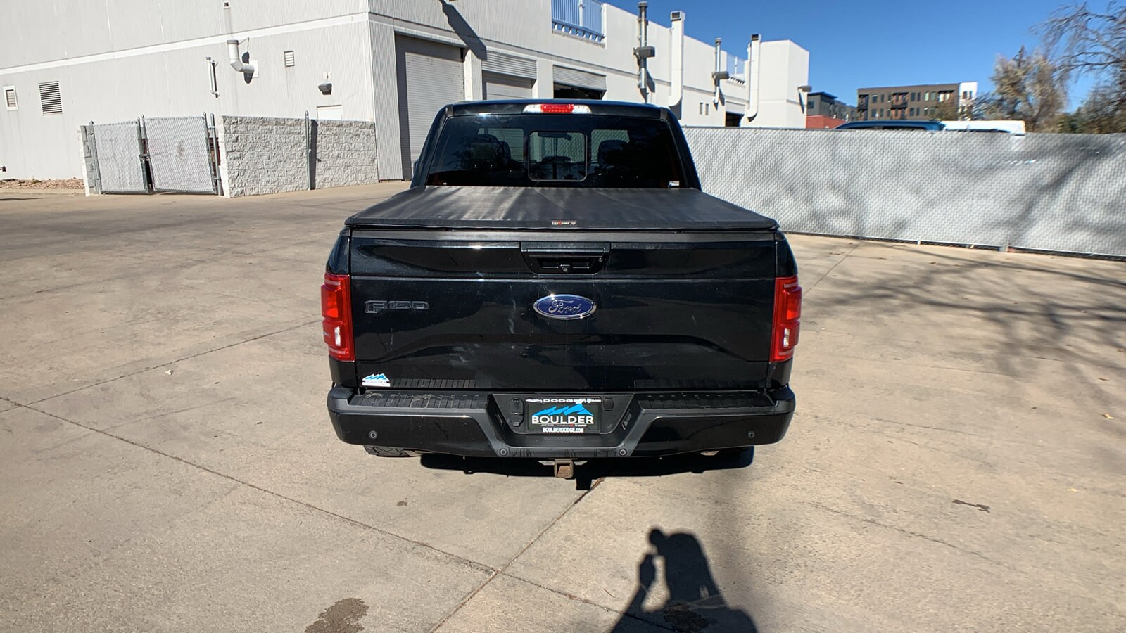 2015 Ford F-150 Lariat photo 3