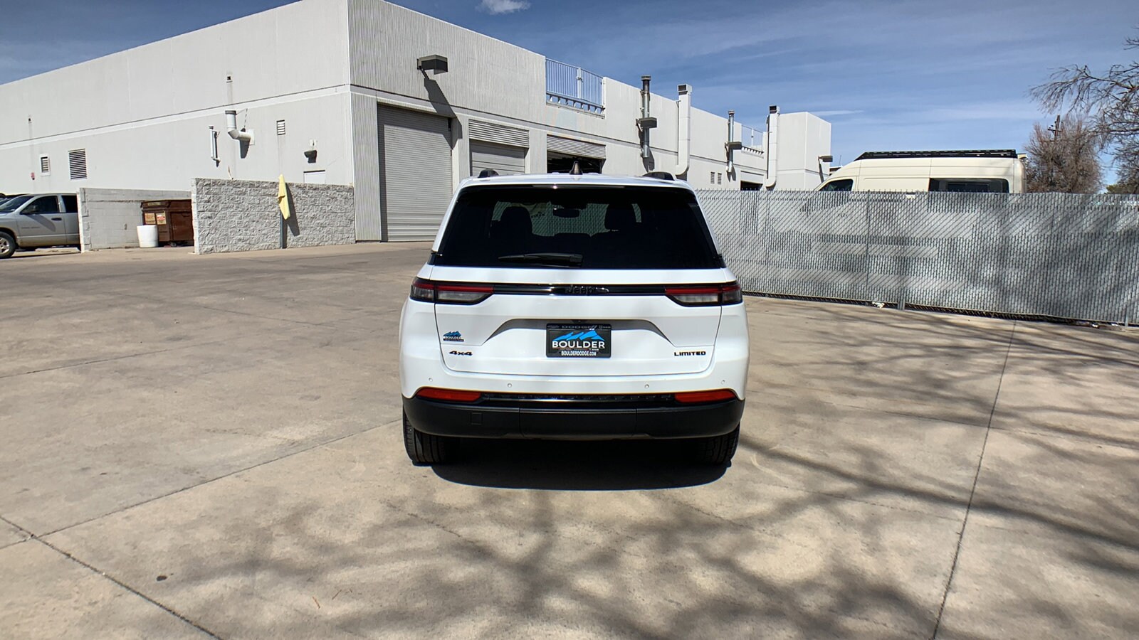 2023 Jeep Grand Cherokee Limited photo 4