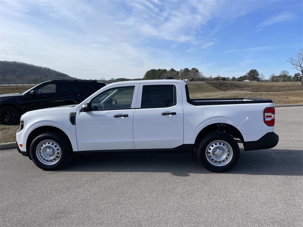 New 2025 Ford Maverick XL Truck