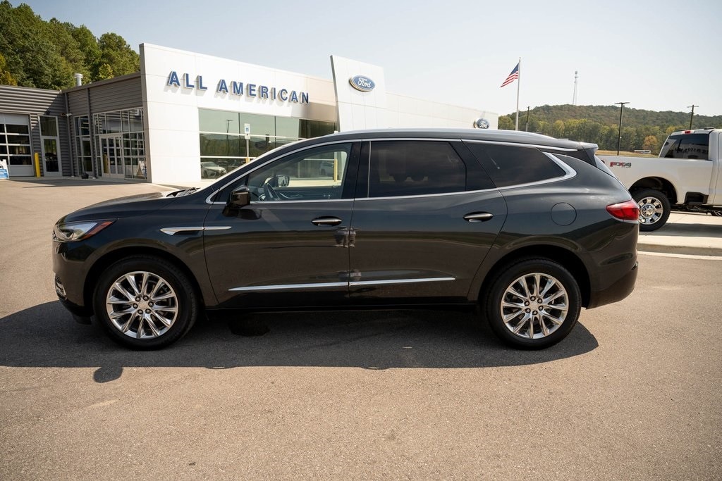 Used 2021 Buick Enclave Premium with VIN 5GAEVBKW8MJ116830 for sale in Springville, AL