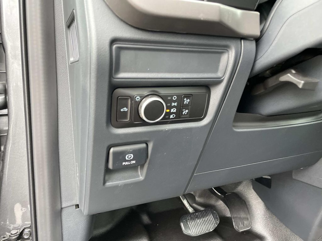 2026 Ford F-150 XL - Photo 10