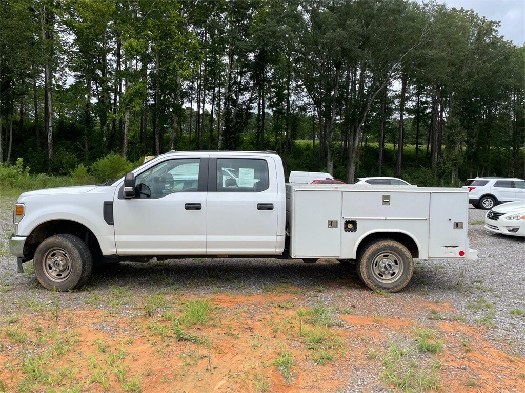 2022 Ford F-250 XL photo 2