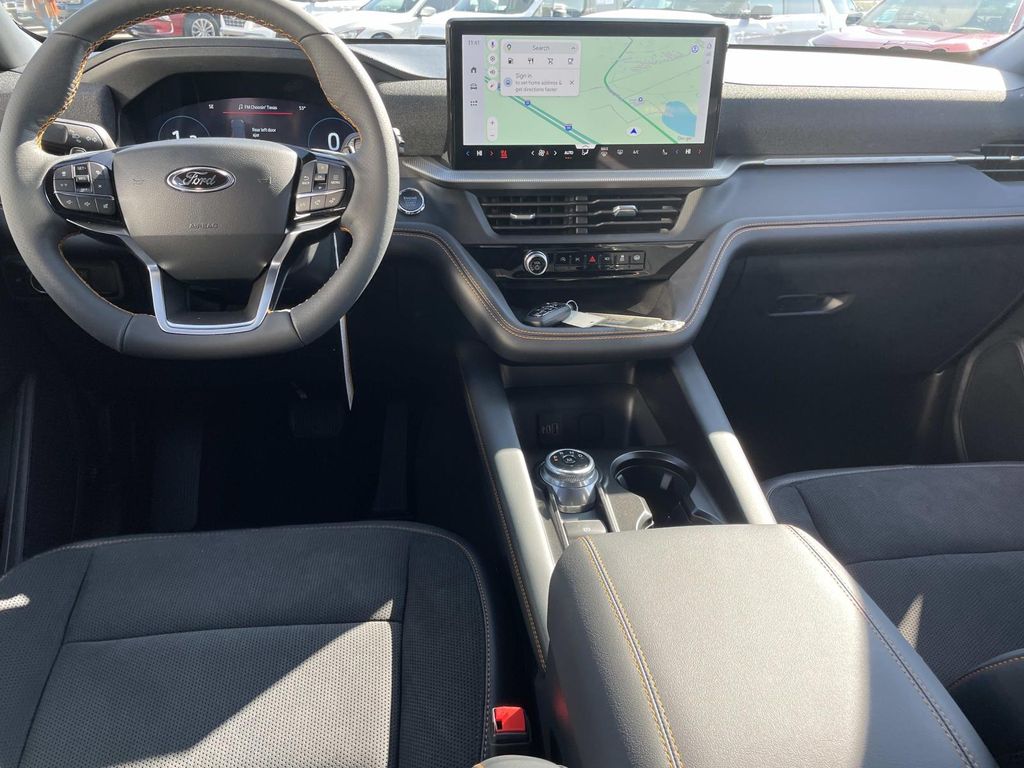 2026 Ford Explorer Tremor - Photo 9