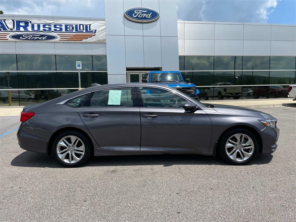 2018 Honda Accord LX photo 2