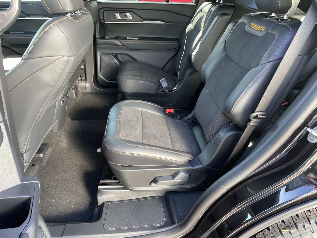 2026 Ford Explorer Tremor - Photo 7