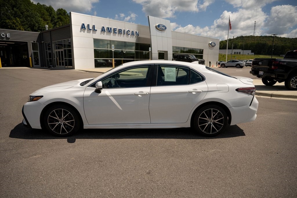 Used 2021 Toyota Camry SE with VIN 4T1G11AK9MU466229 for sale in Springville, AL