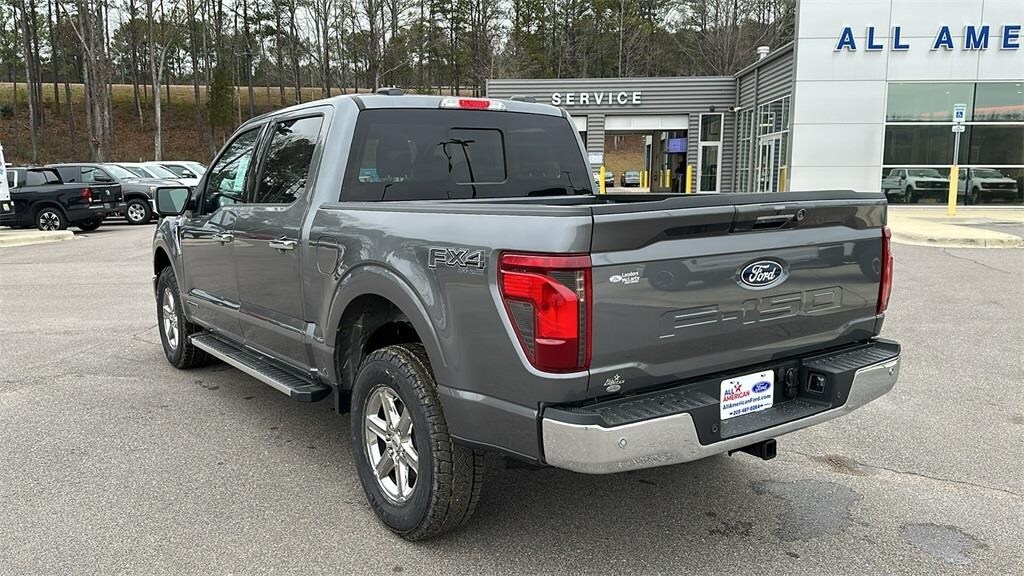 2024 Ford F-150 XLT photo 3