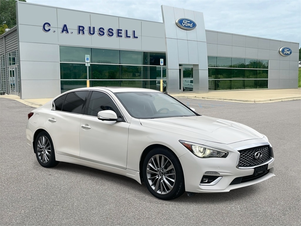 2023 INFINITI Q50 LUXE's photo