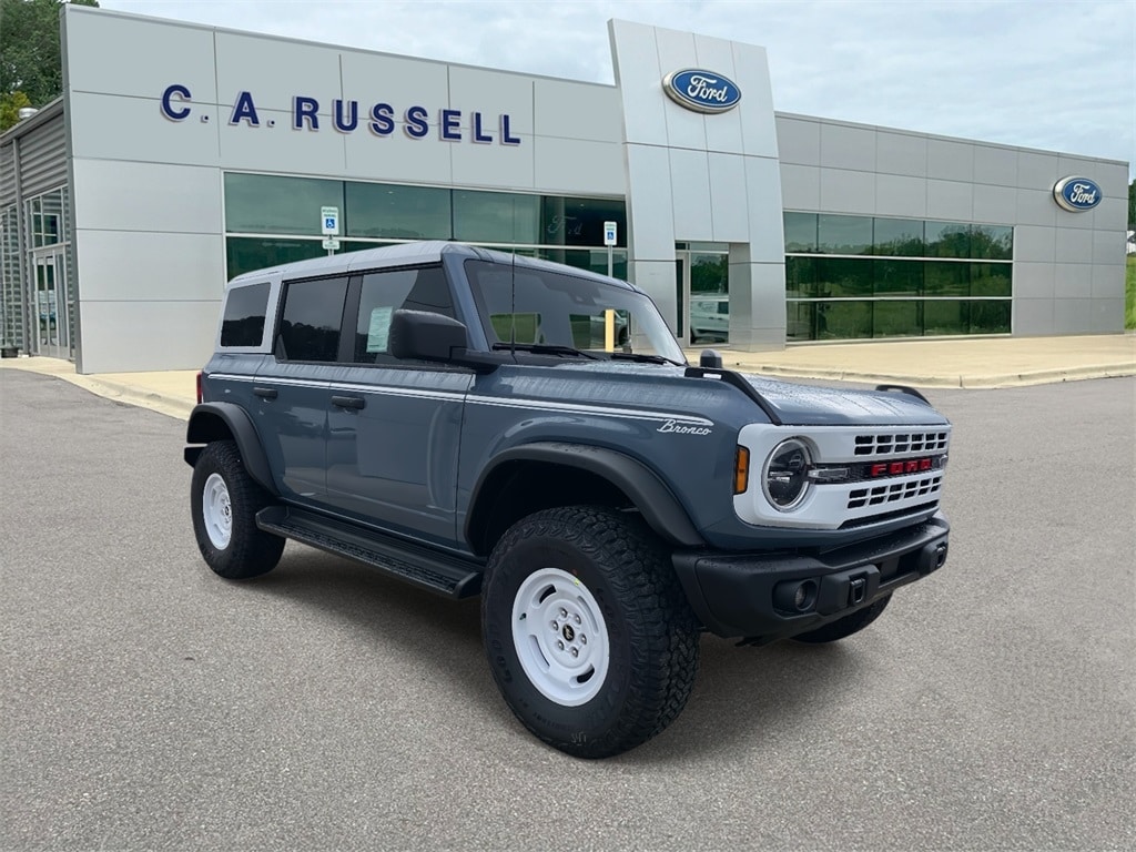 2025 Ford Bronco 4-Door Heritage Editon's photo