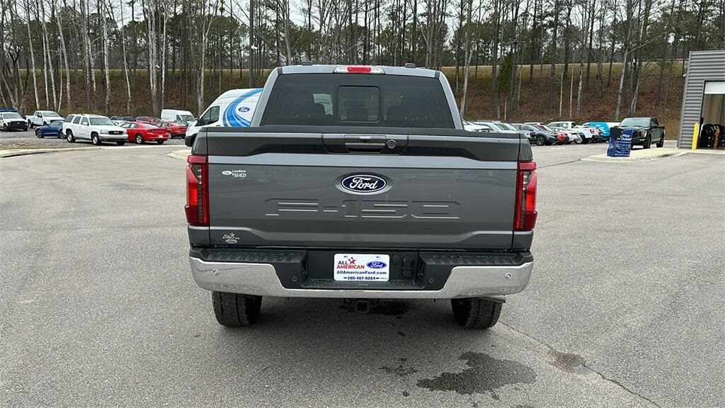 2024 Ford F-150 XLT photo 4