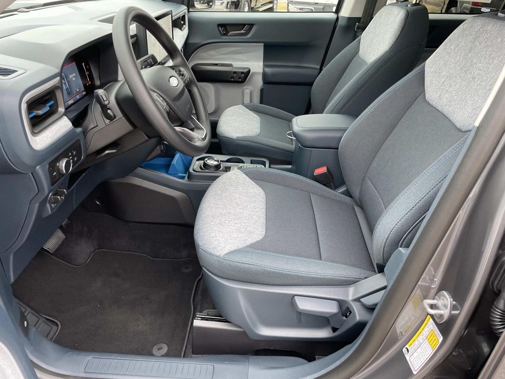 2025 Ford Maverick XLT - Photo 11