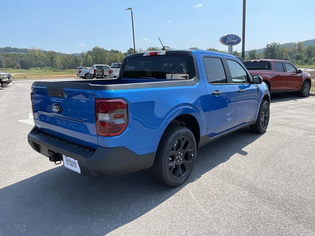 New 2025 Ford Maverick XLT Truck