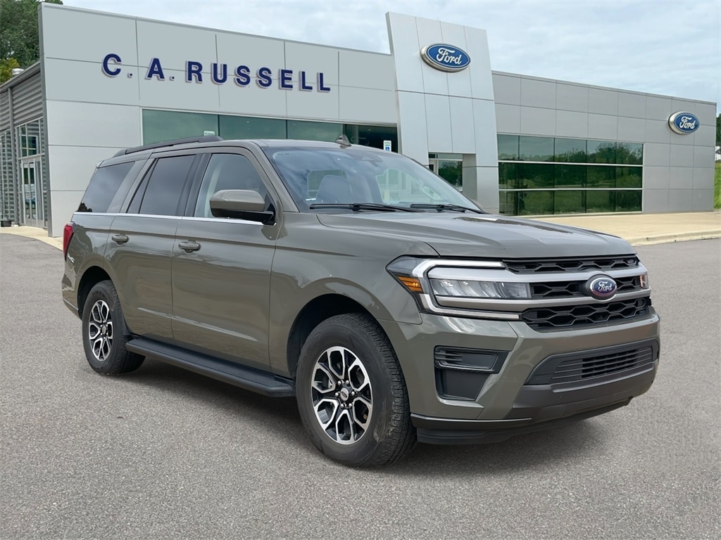 2024 Ford Expedition XLT's photo