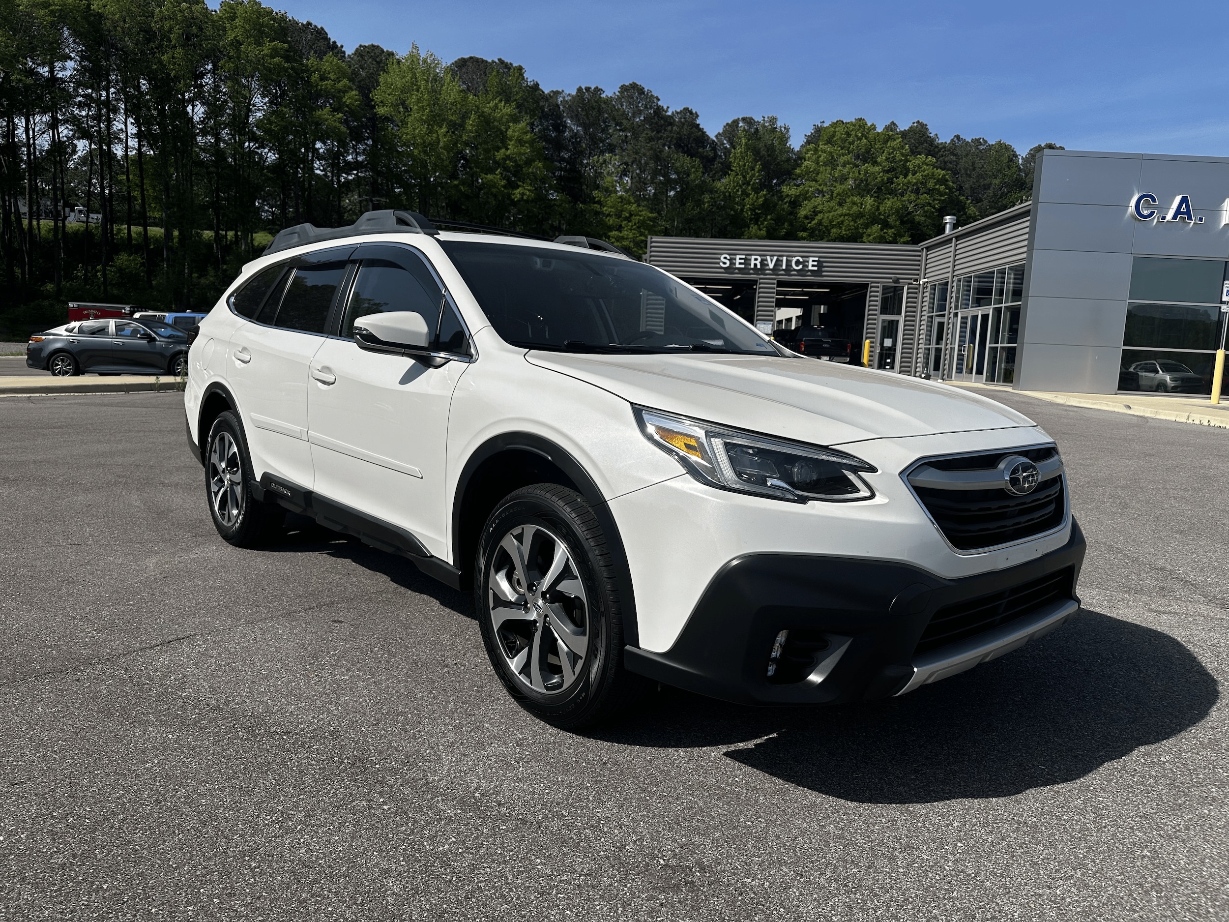 2020 Subaru Outback Limited's photo