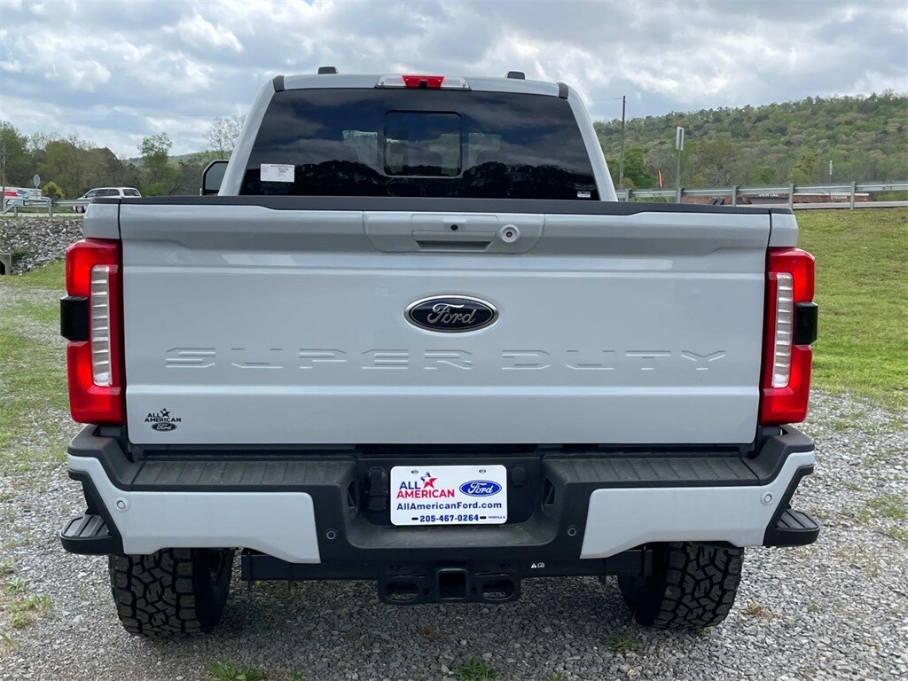 2025 Ford F-250 XLT photo 4