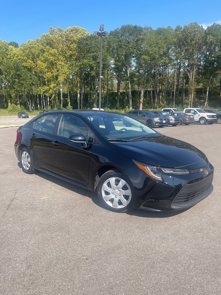 Used 2024 Toyota Corolla LE with VIN 5YFB4MDE2RP101862 for sale in Springville, AL