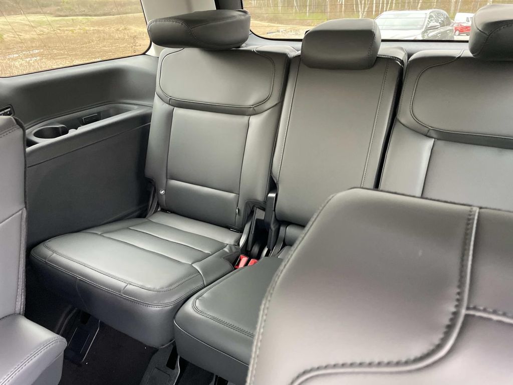 2026 Ford Expedition Active - Photo 7