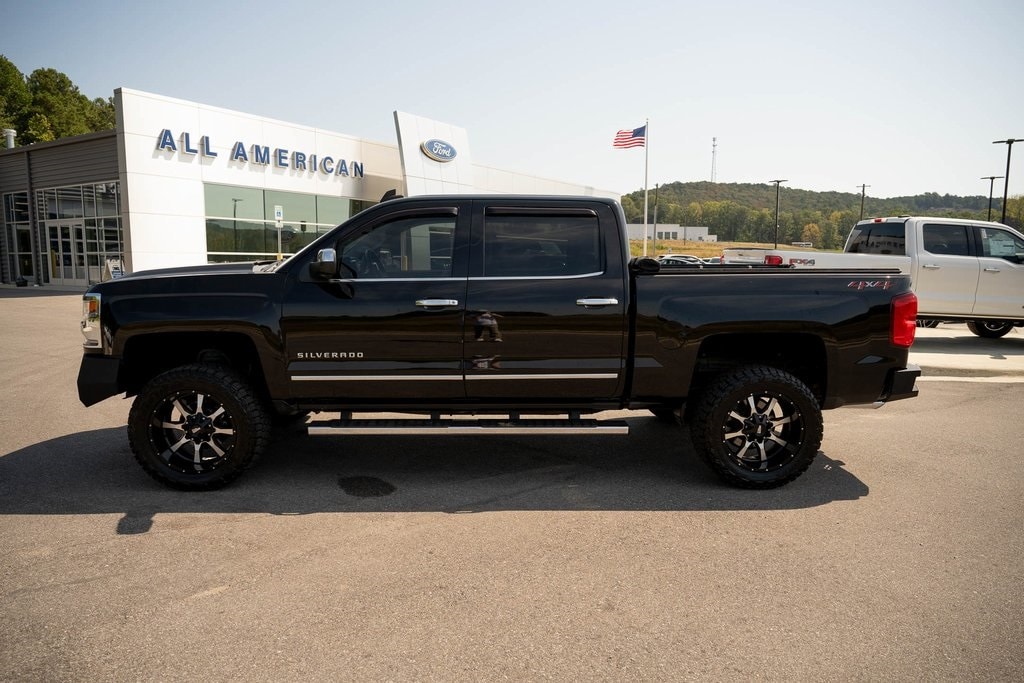 Used 2018 Chevrolet Silverado 1500 LTZ with VIN 3GCUKSEJ4JG309850 for sale in Springville, AL