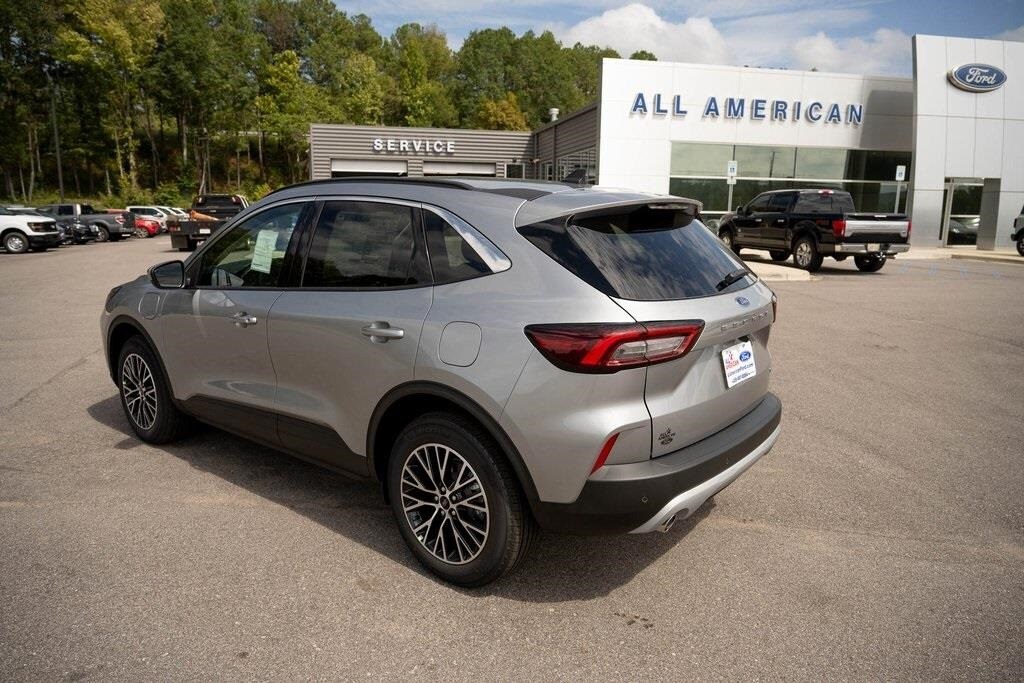2024 Ford Escape Base photo 3