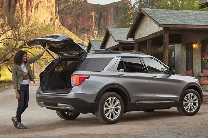 2024-ford-explorer-suv.png