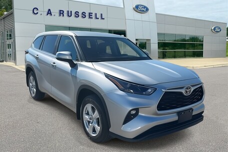 2024 Toyota Highlander LE SUV