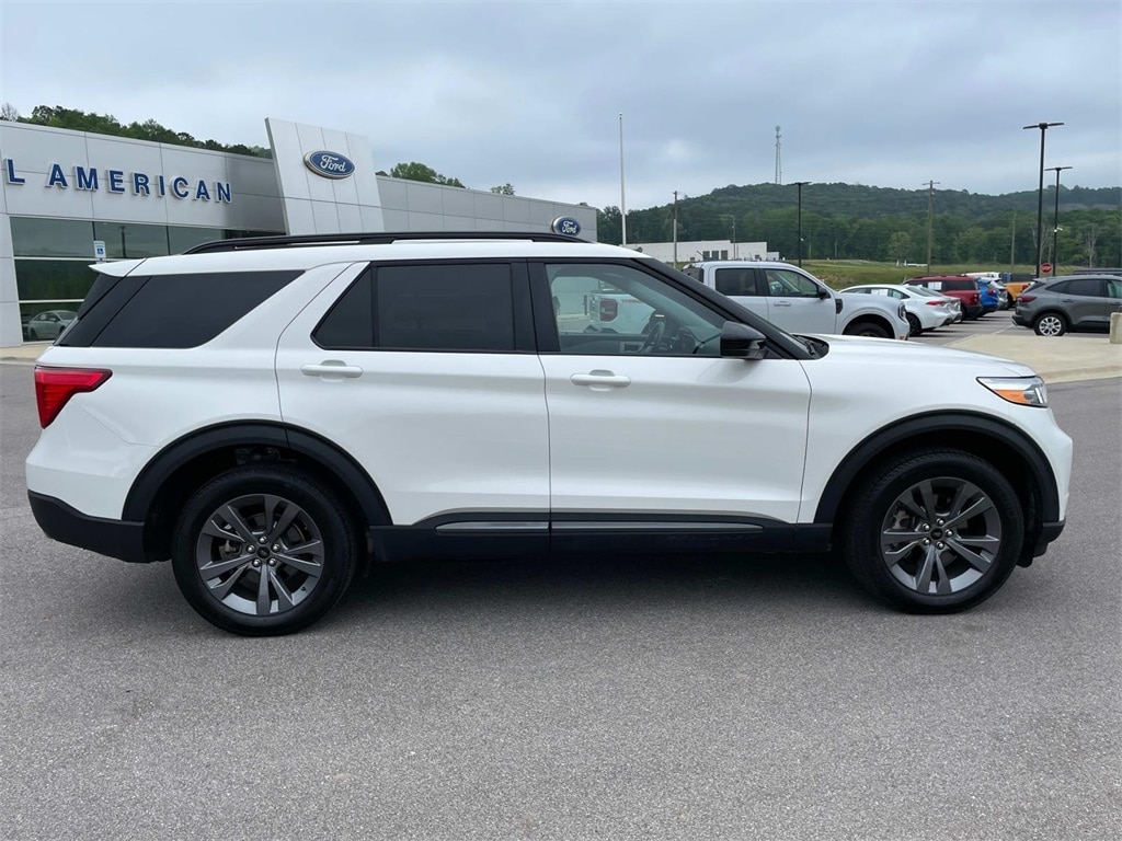 Used 2024 Ford Explorer XLT with VIN 1FMSK8DH3RGA50232 for sale in Springville, AL