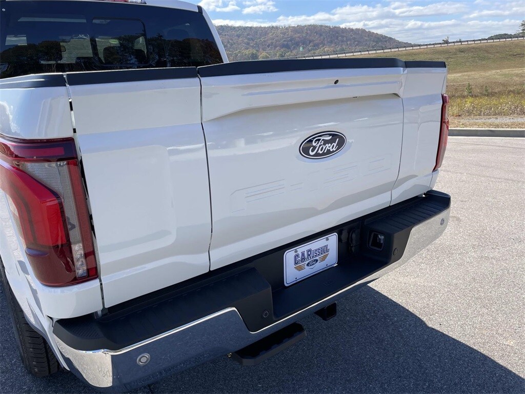 2025 Ford F-150 Lariat photo 4