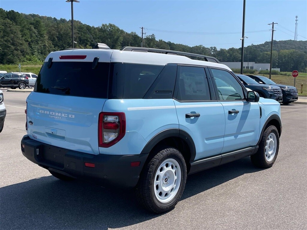 2025 Ford Bronco Sport Heritage photo 2