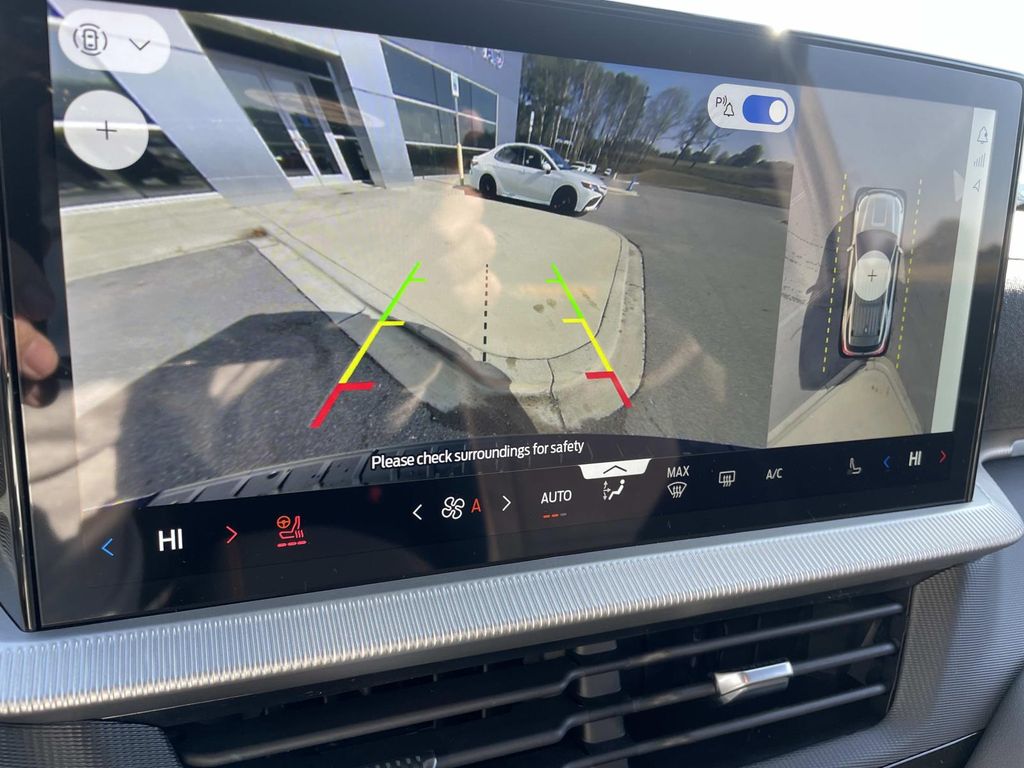 2026 Ford Explorer Tremor - Photo 13