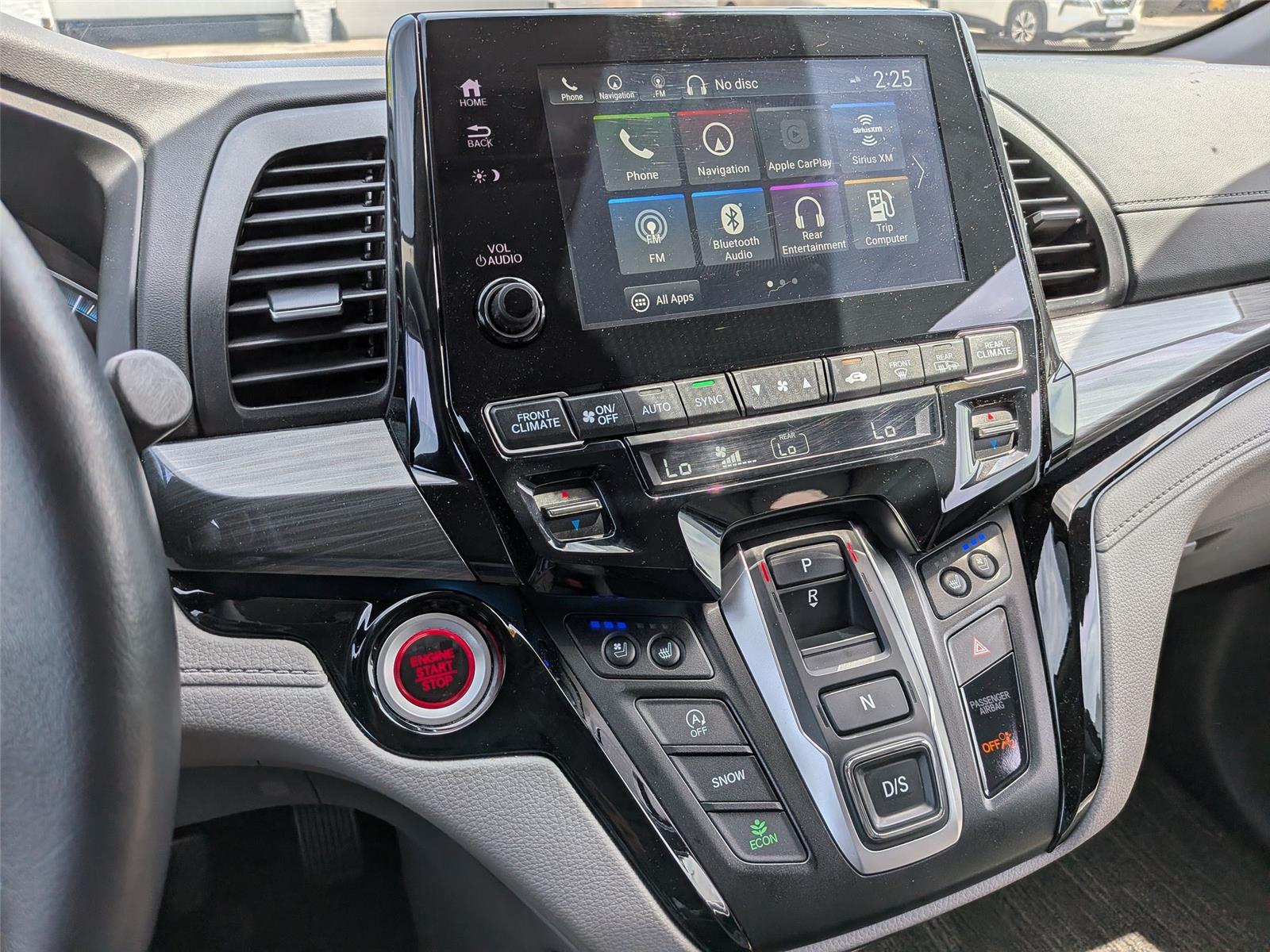 2024 Honda Odyssey Elite - Photo 11