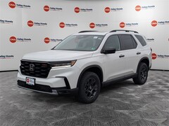 2025 Honda Pilot TrailSport SUV