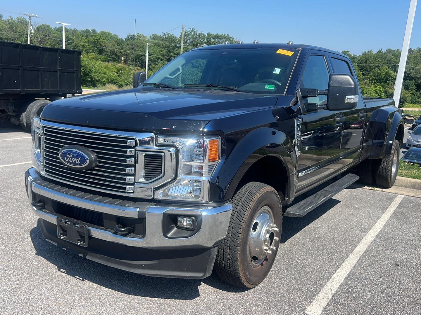 2022 Ford F-350 XLT 4x4 Crew Cab 8' Box DRW's photo