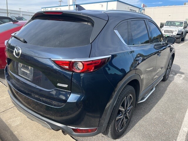 2017 Mazda CX-5 Grand Touring photo 4