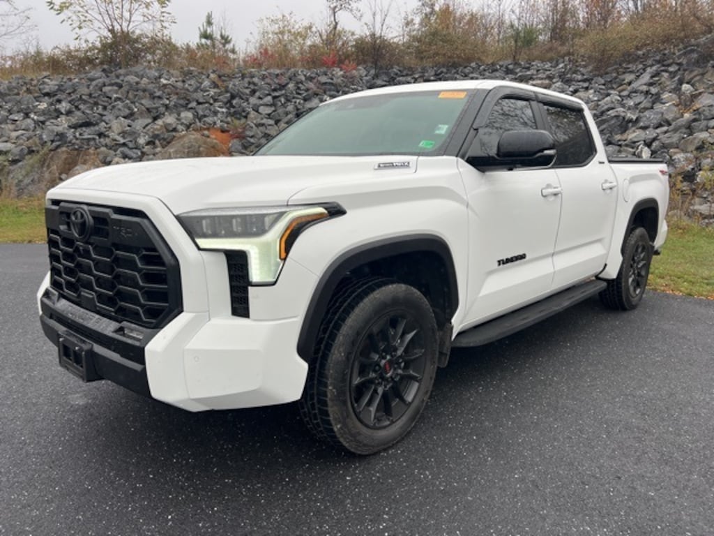 Used 2025 Toyota Tundra Hybrid Limited Truck