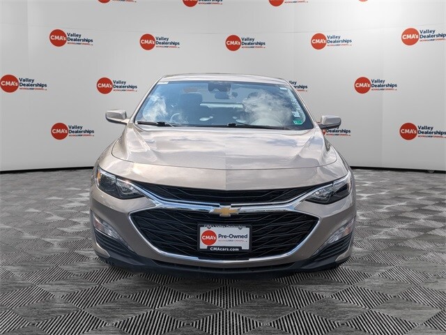 2023 Chevrolet Malibu 1LT photo 2