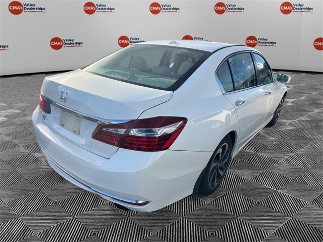 2016 Honda Accord EX-L photo 4