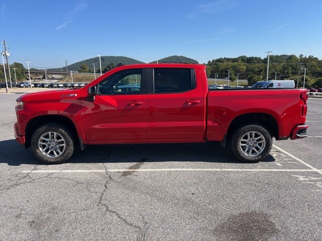 2020 Chevrolet Silverado 1500 RST photo 2