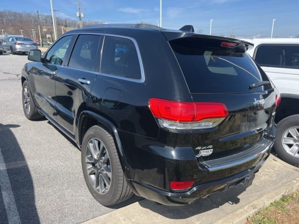 Used 2018 Jeep Grand Cherokee Overland SUV