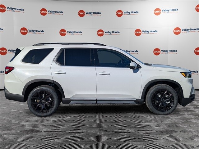 2025 Honda Pilot Touring photo 3