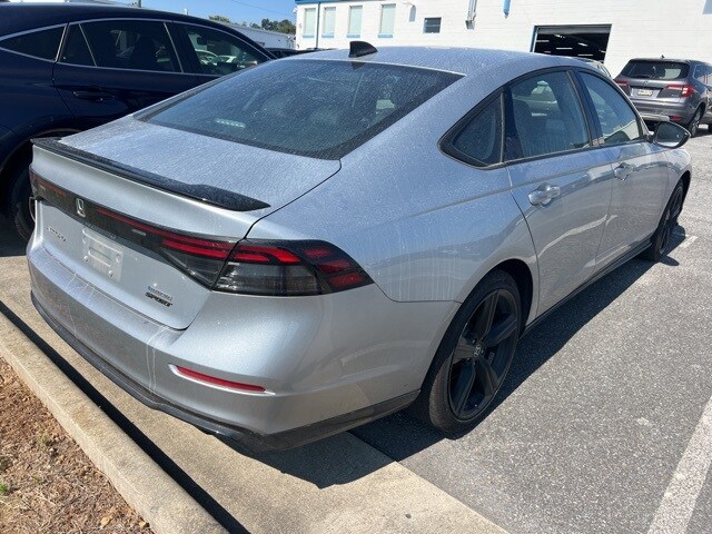 2025 Honda Accord Hybrid Sport-L photo 4