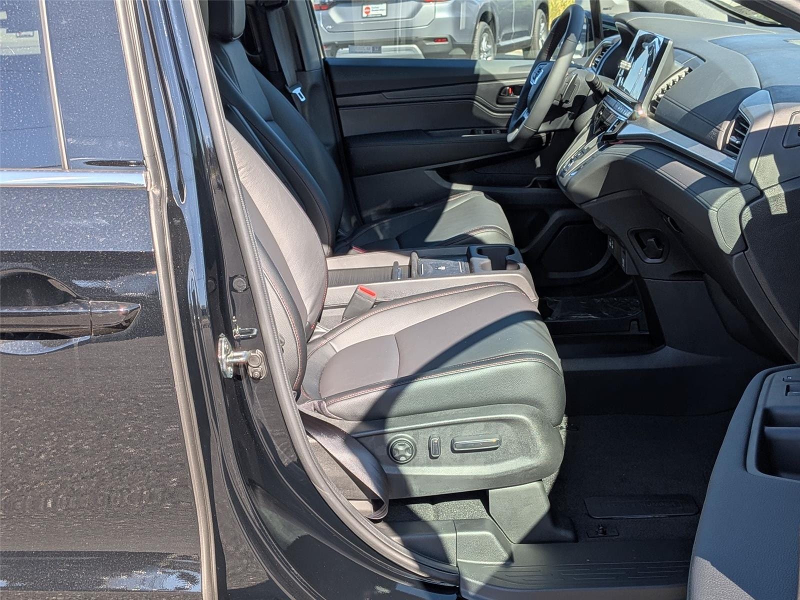 2026 Honda Odyssey Sport L - Photo 35