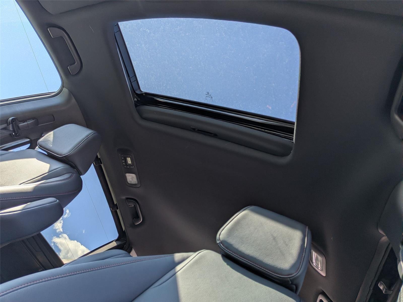 2026 Honda Odyssey Sport L - Photo 24