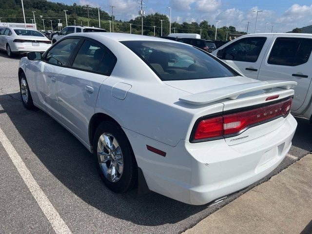 Used 2014 Dodge Charger SE with VIN 2C3CDXBG0EH197974 for sale in Staunton, VA