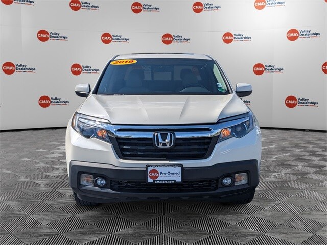 2019 Honda Ridgeline RTL photo 2