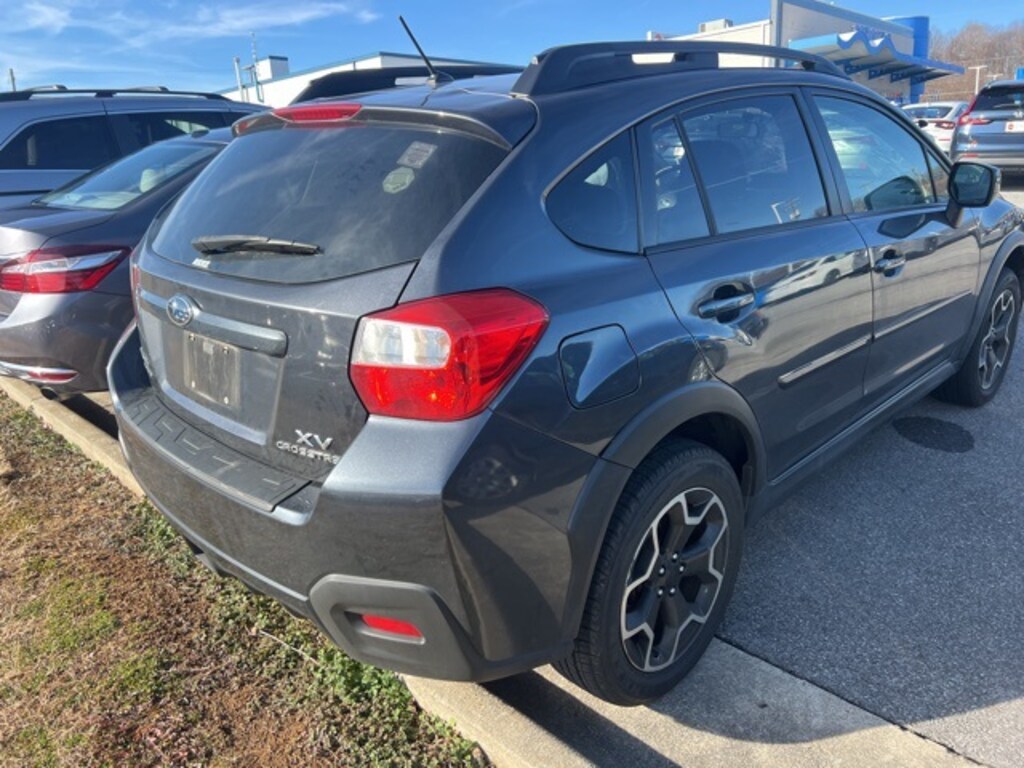 Used 2013 Subaru XV Crosstrek 2.0i Premium SUV