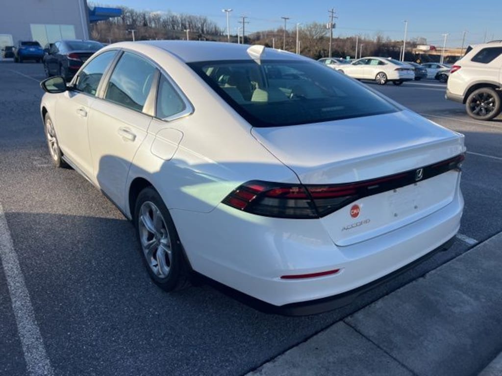 Used 2023 Honda Accord LX Sedan
