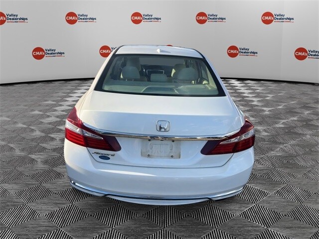 2016 Honda Accord EX-L photo 3